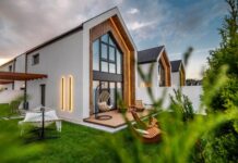 Duże domki nad morzem: wygodna opcja nie tylko dla rodziny z dziećmi Duże domki nad morzem