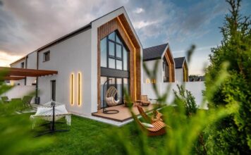 Duże domki nad morzem: wygodna opcja nie tylko dla rodziny z dziećmi Duże domki nad morzem